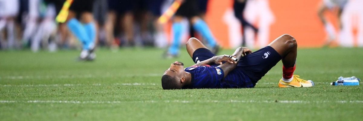 Has Kimpembe played a match ?'s banner