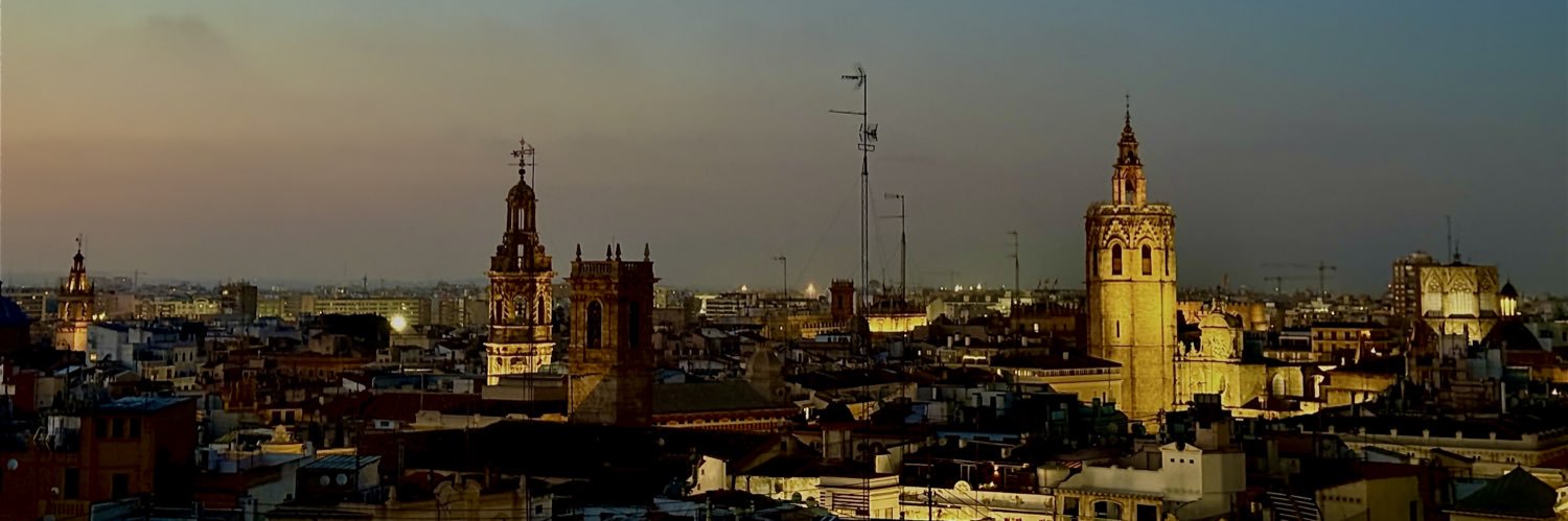 Paco a la naranja 🍊👉🦋's banner