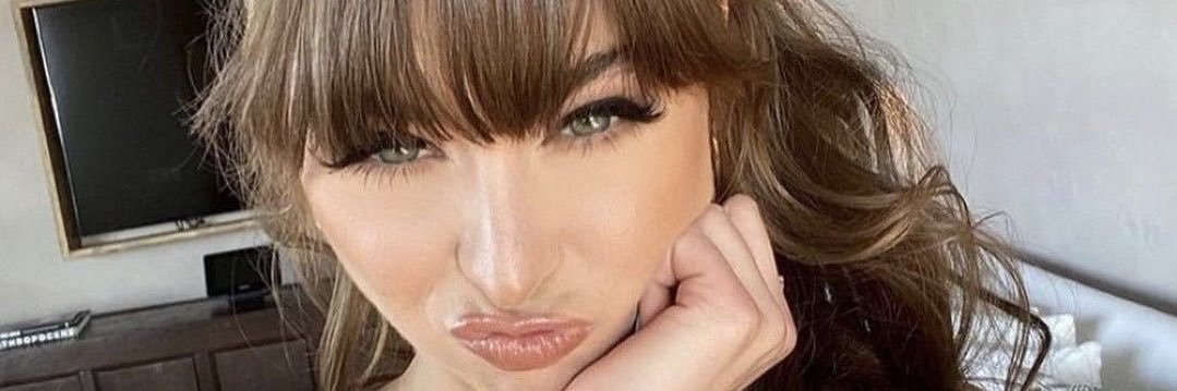 Riley Reid's banner