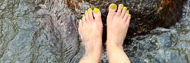 👑 MisTReSs DipAnjali 💋💋👣's banner