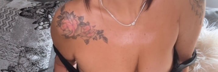 𝔡𝔢𝔢's banner