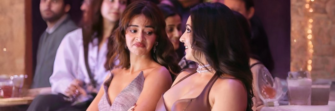 Kiara Advani Brown Leather Gown's banner