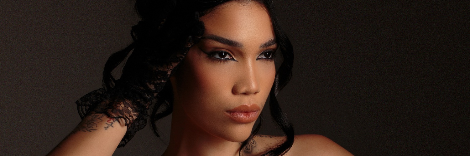 Alexandra Cavalcante's banner