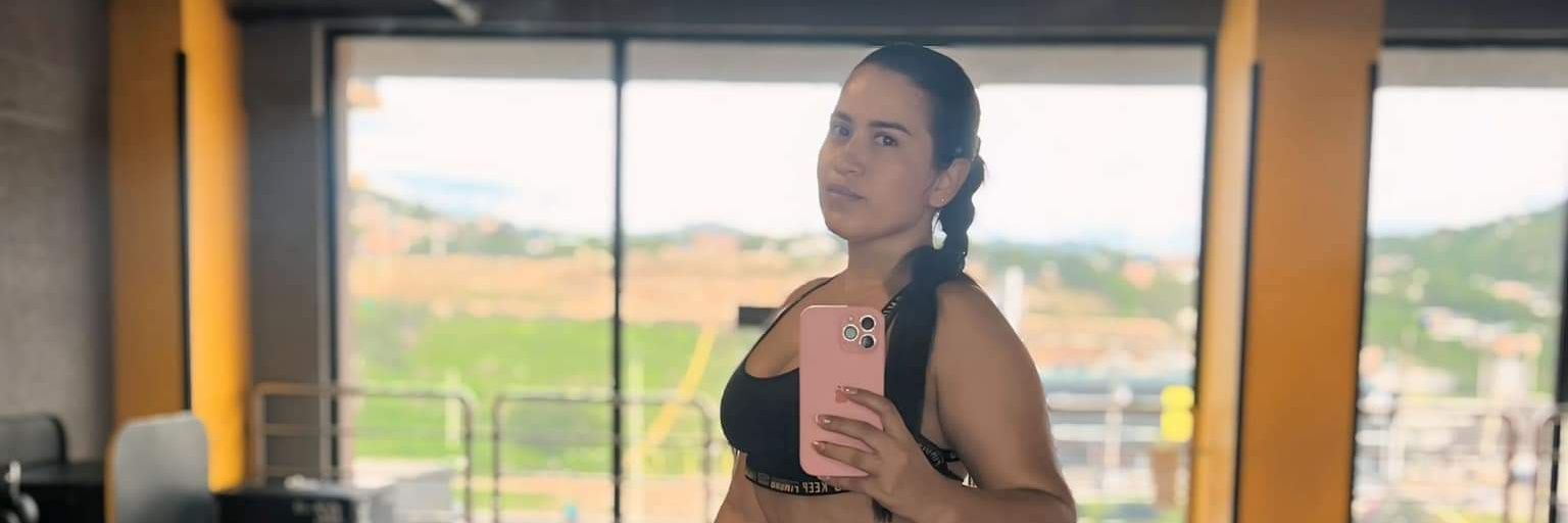 Kiara González's banner