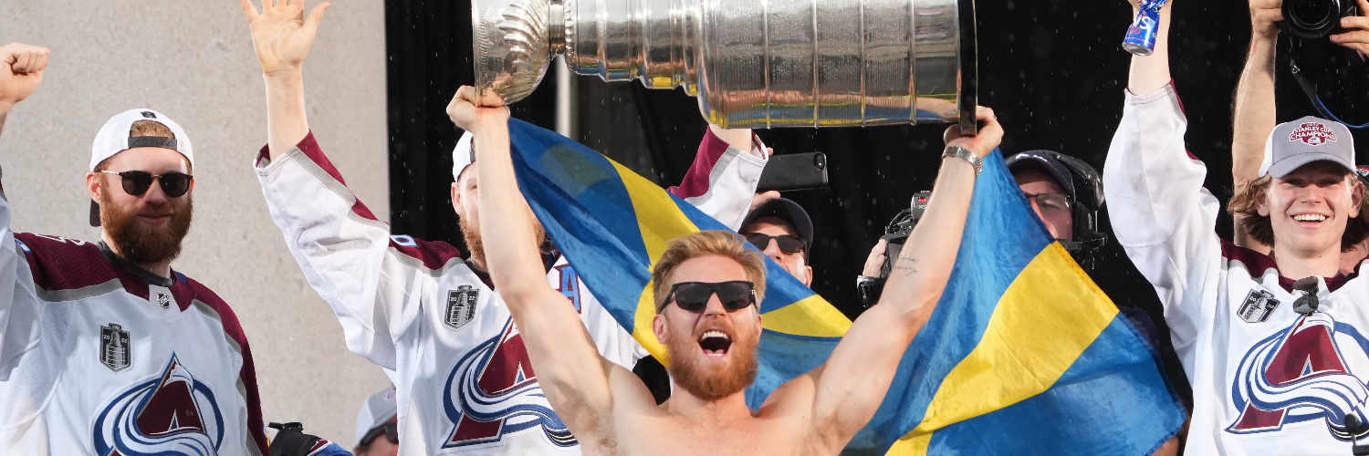 Hockey Mountain High's banner