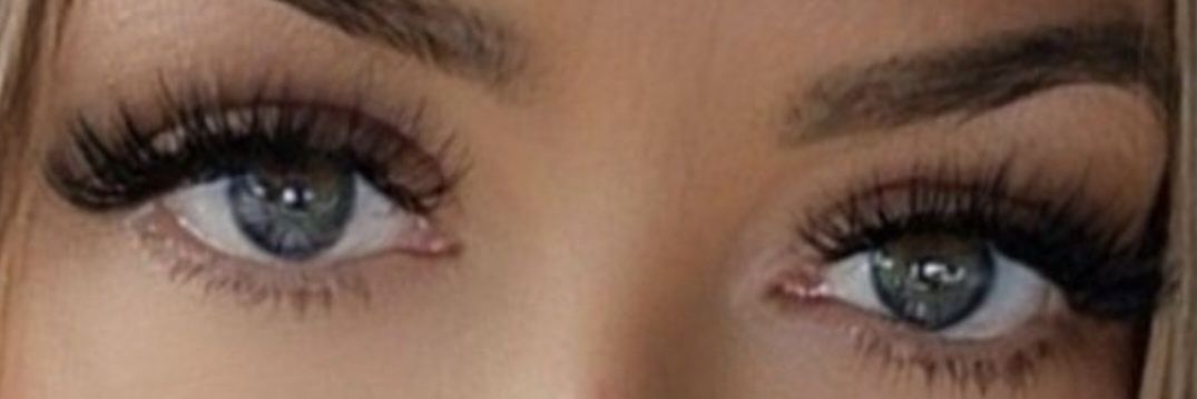 Ava 🤍's banner