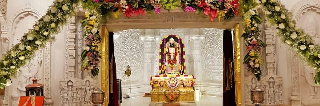 Nidhi 📿's banner