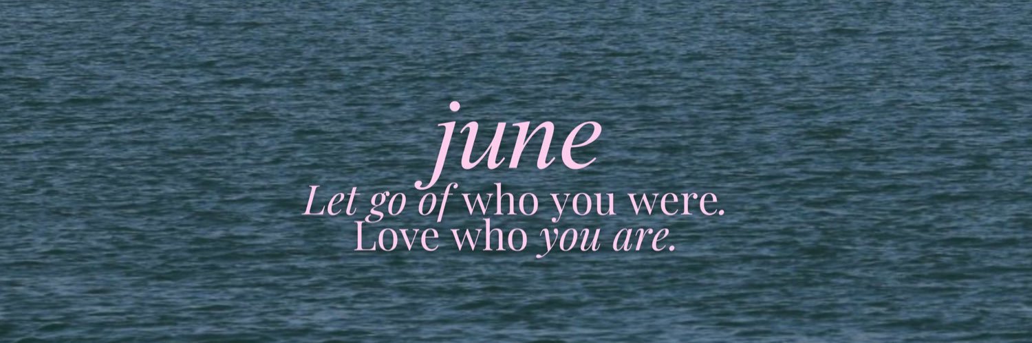 naiss ✿'s banner