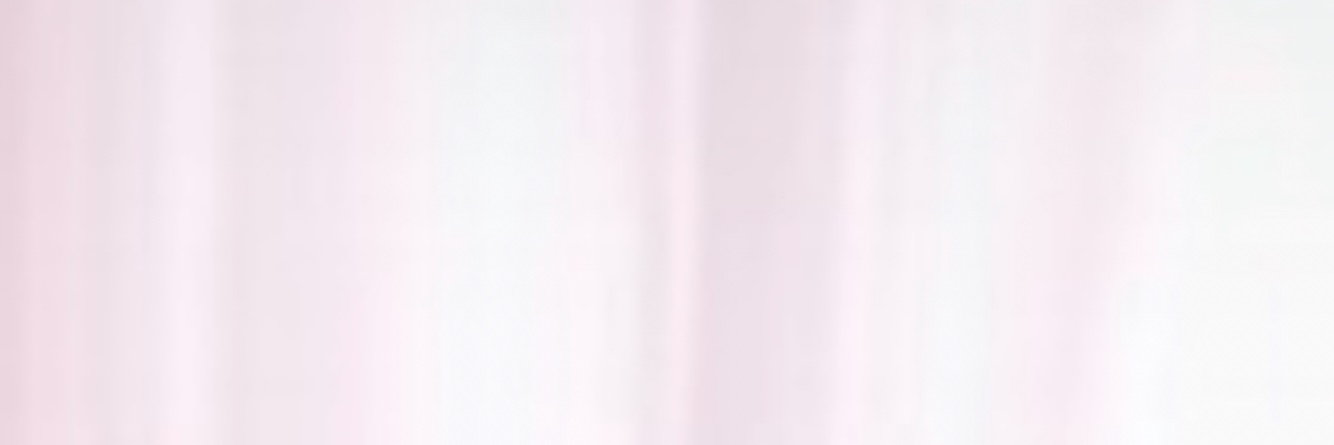 Q．'s banner