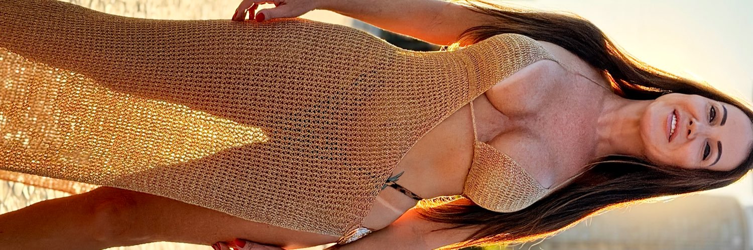 Ivy Mena 👑🇧🇷's banner