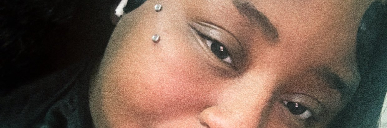 MissNasTee😩's banner