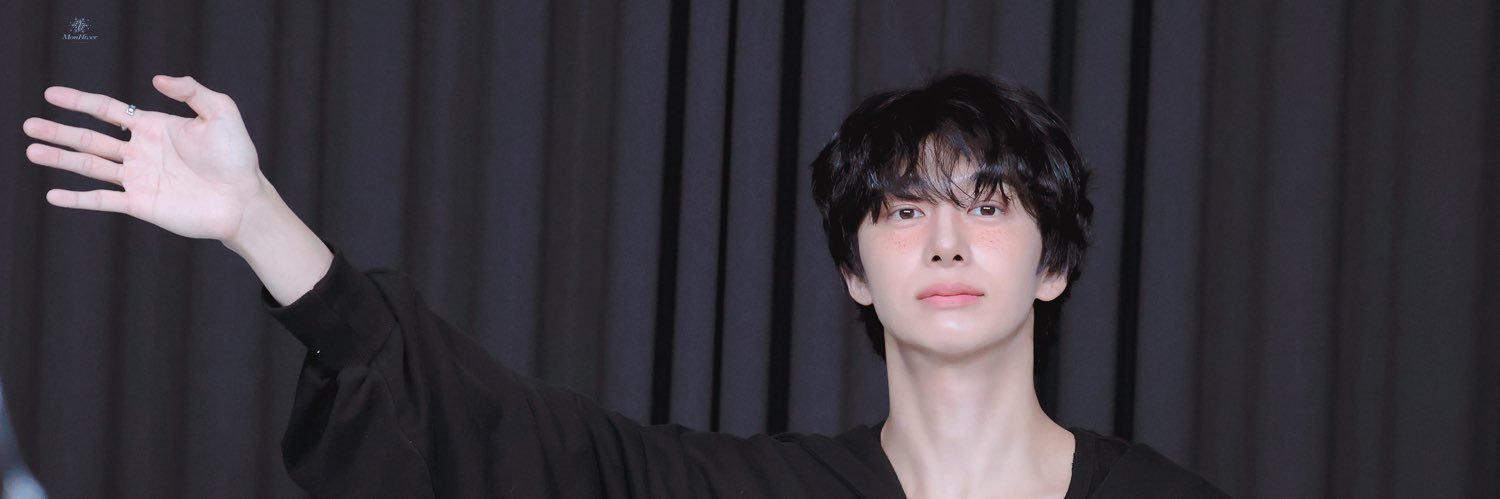 𝙈𝙤𝙣𝙃𝙞𝙫𝙚𝙧's banner