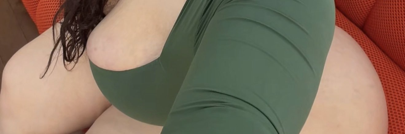 Mimi Arabian's banner