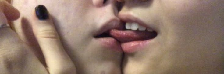 /mona/🙈❤️‍🔥's banner