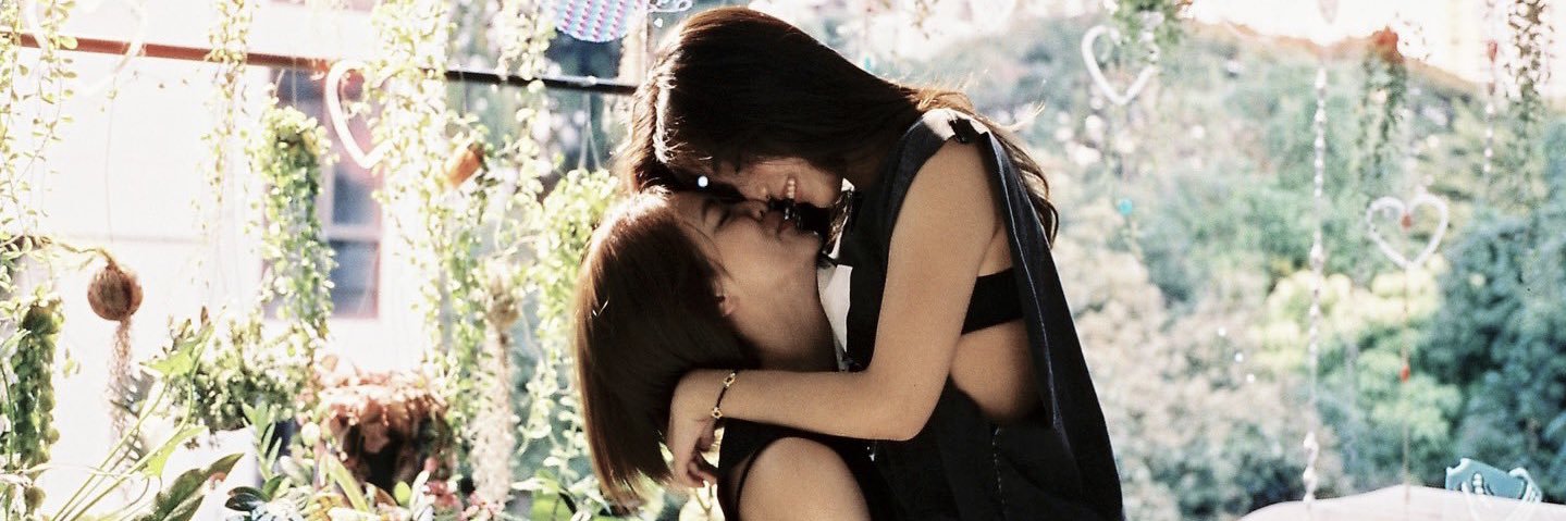 เฮือน εïɞ ࿔‧'s banner