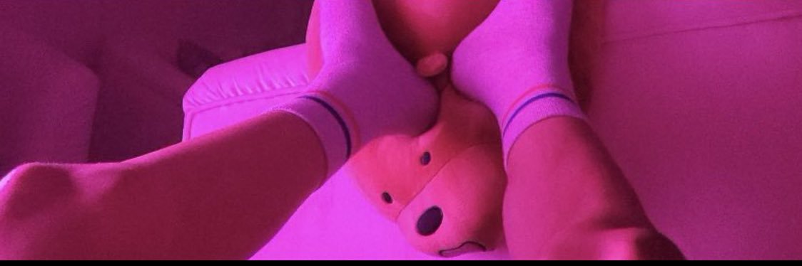 Kh 🍯 .'s banner