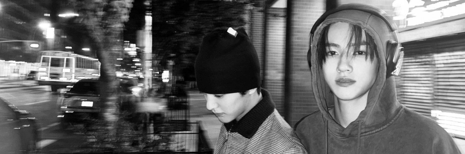 ⳎⲞⲄ's banner