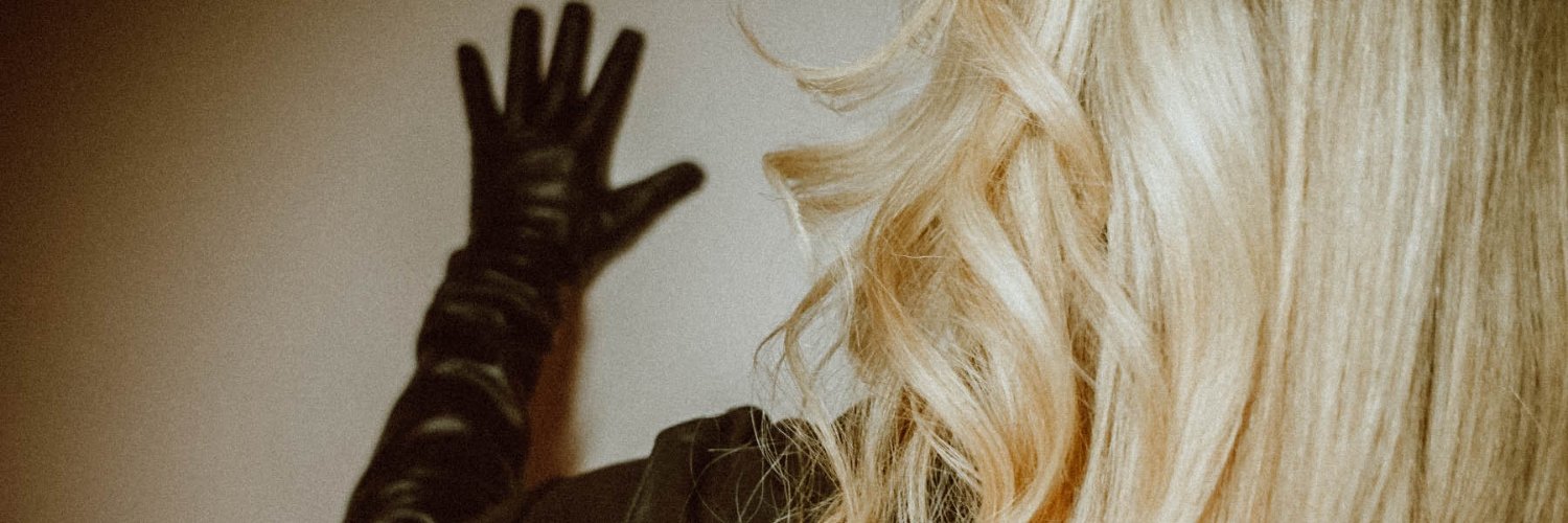 ClassyLeatherLady's banner