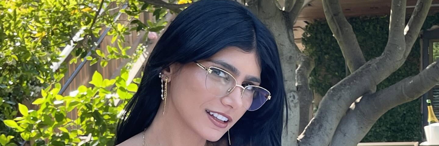 Mia Khalifa's banner
