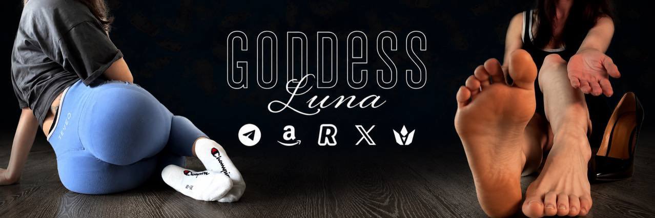 Goddess Luna 🎀's banner