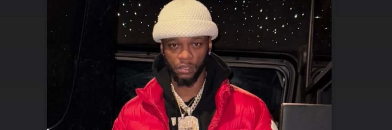 Papoose's banner