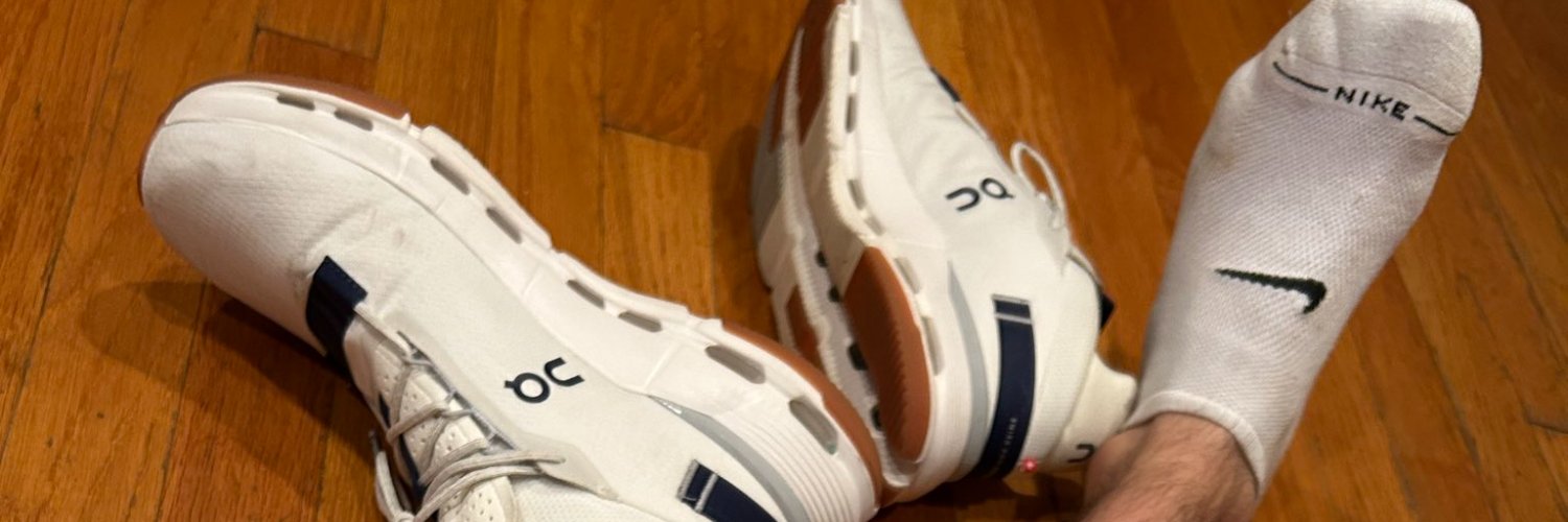 Cali King Feet's banner