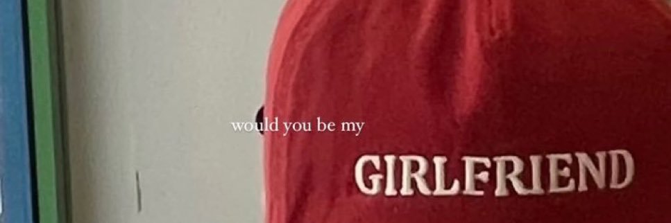 율's banner