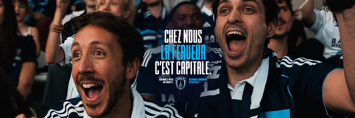 Paris FC's banner