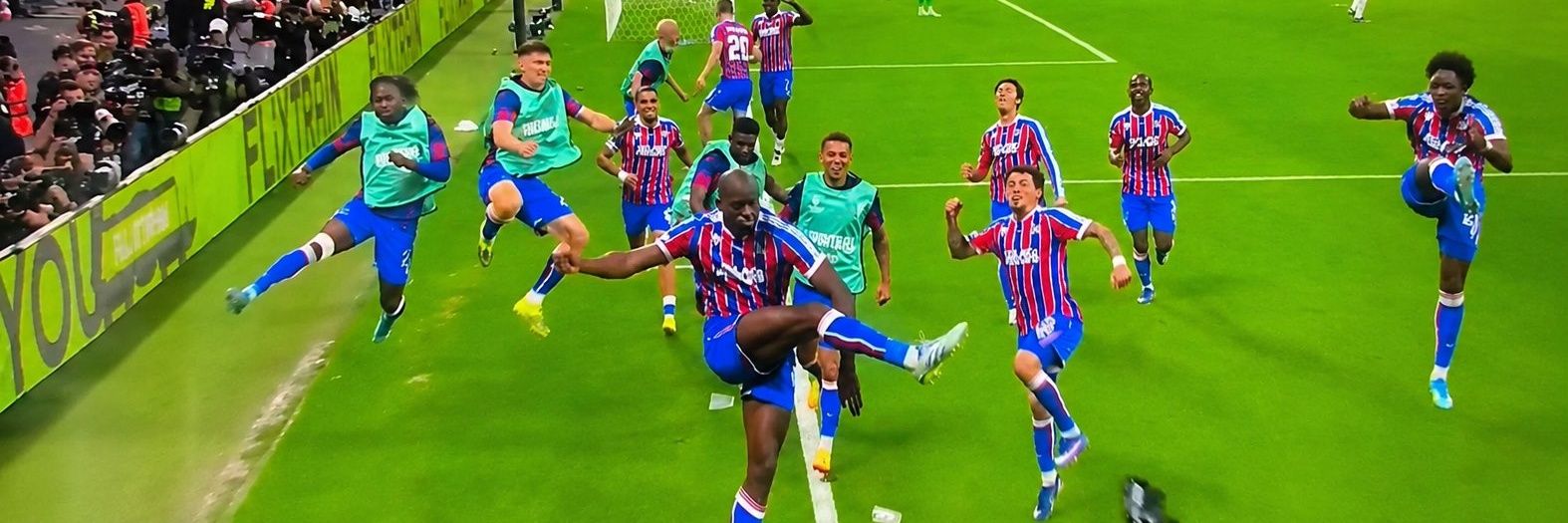 CPFC‘Chele❤️💙🏆's banner