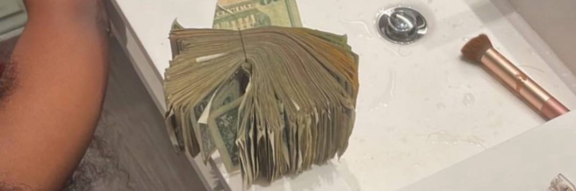 content creator 💸's banner