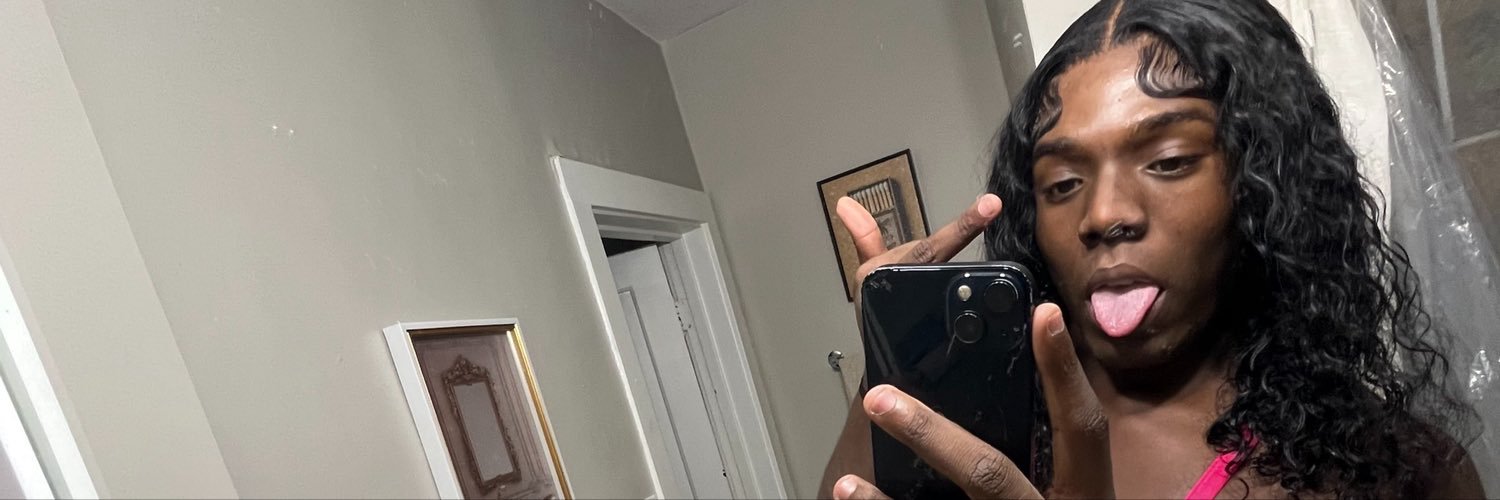 Layla Smackzz's banner