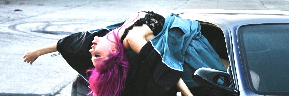 de luto por love maze's banner