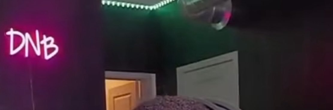 Rynenzo updates 🦖's banner