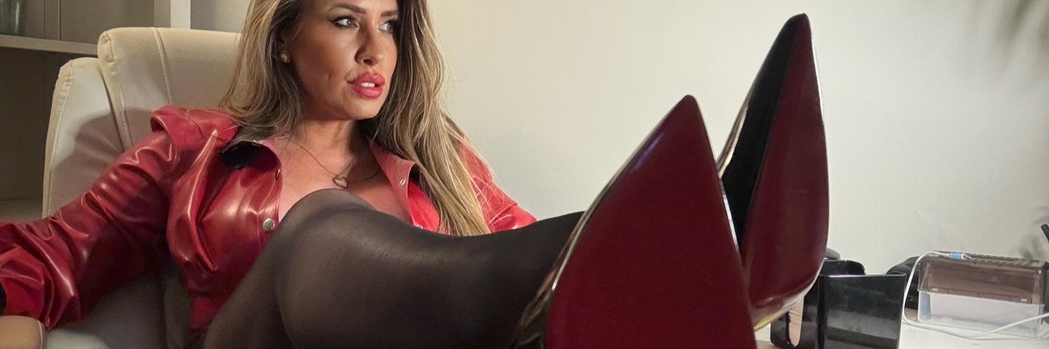 🖤 Miss Bailey 🖤Control with Class🖤's banner