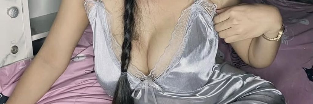 Sari Lina 🌸🦋🦋's banner