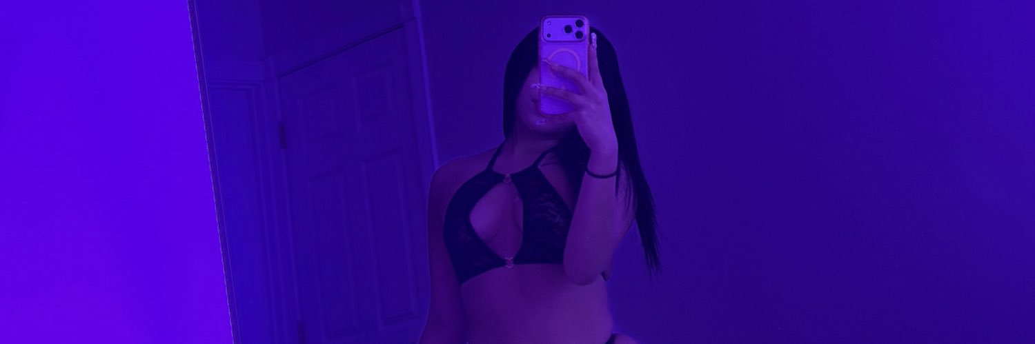 Adri 💞's banner