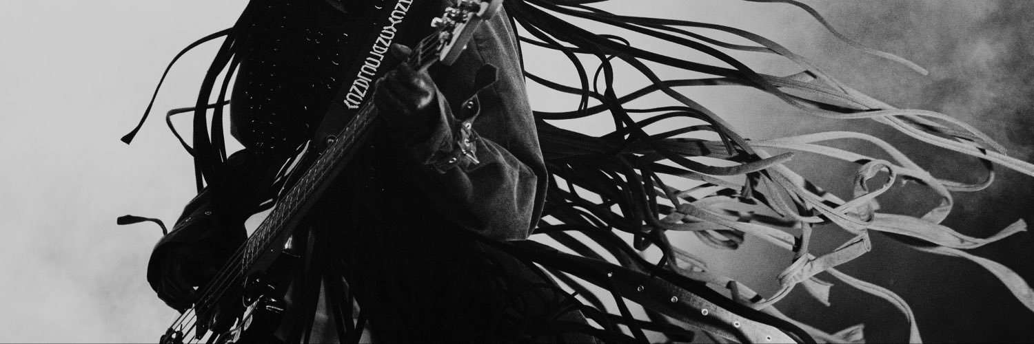 spøøky bella ⊬'s banner