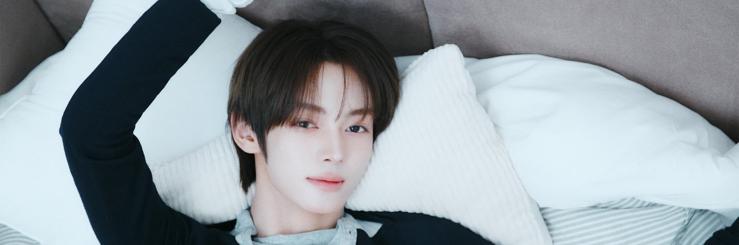 한라이트🍀's banner