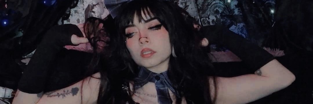 Gothaholic 🦇's banner