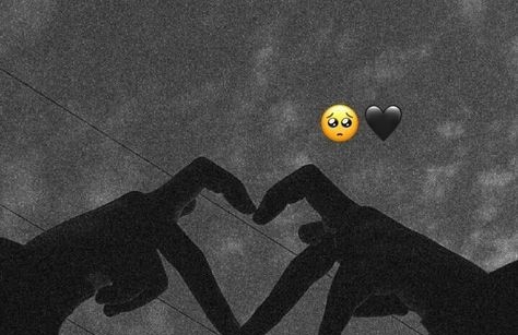 𝓜𝓸𝓷𝓪𝓱 🖤's banner