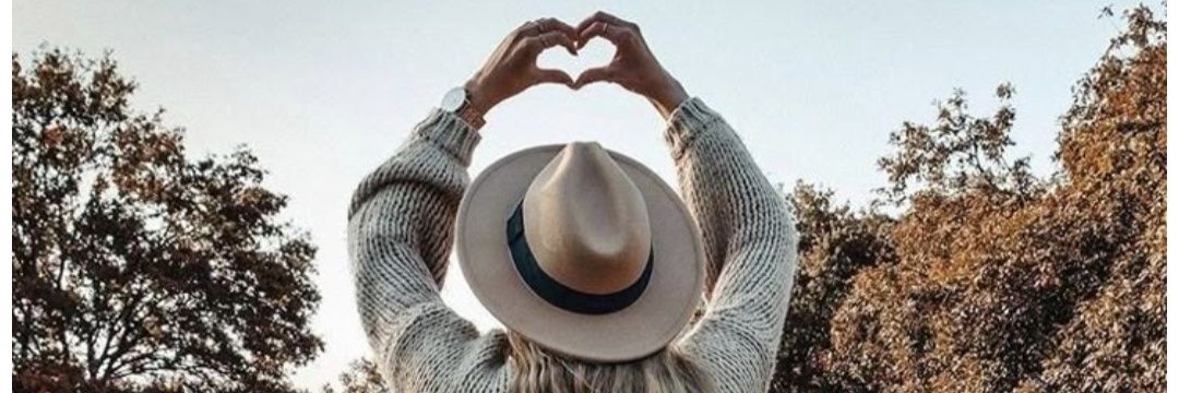 Лена Вујовић's banner