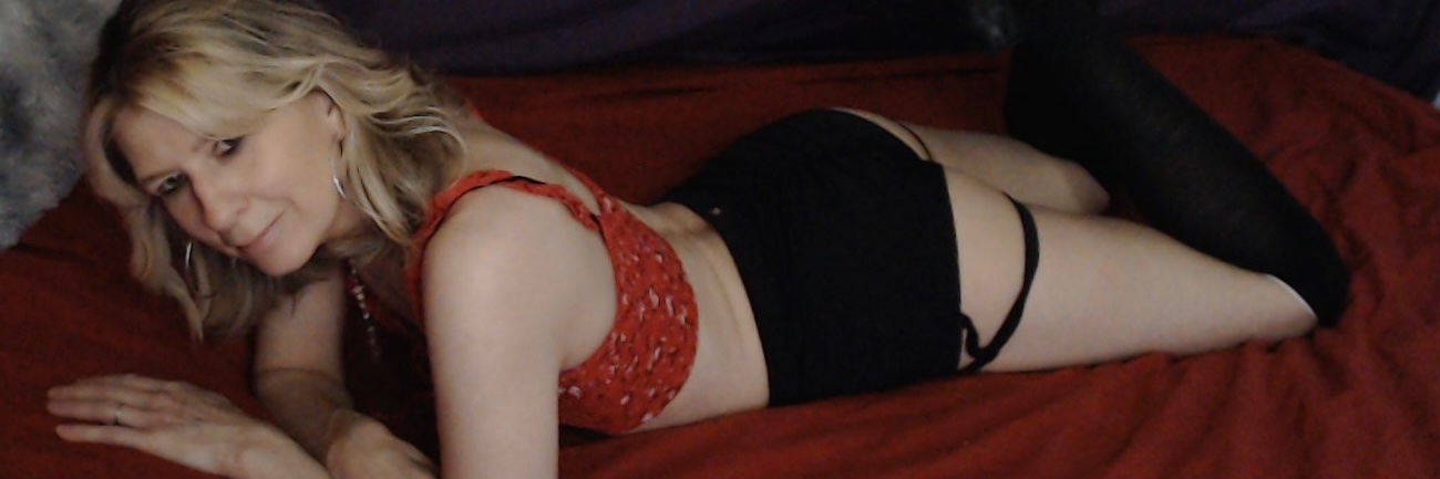 House of Laura's banner