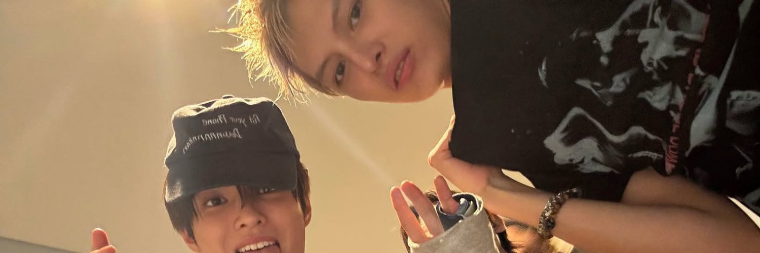 ⭑𝖑⚚𝖘𝖆 ﾒ𝟶's banner