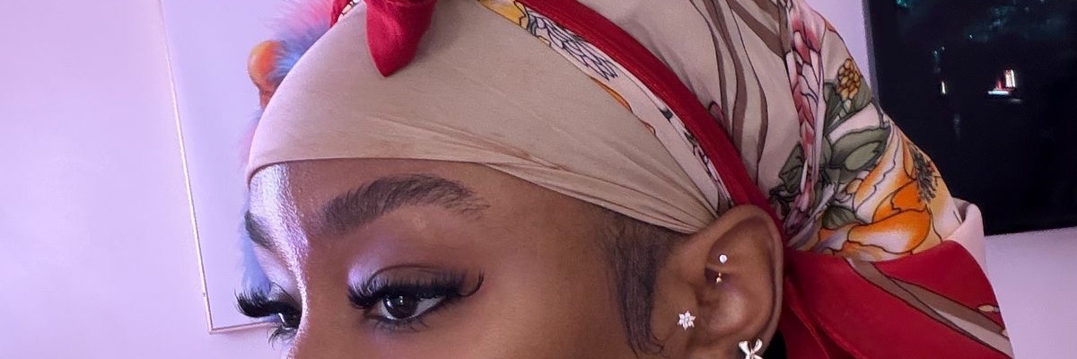 Ari 💕's banner