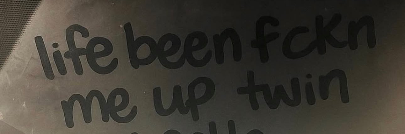 Twis's banner
