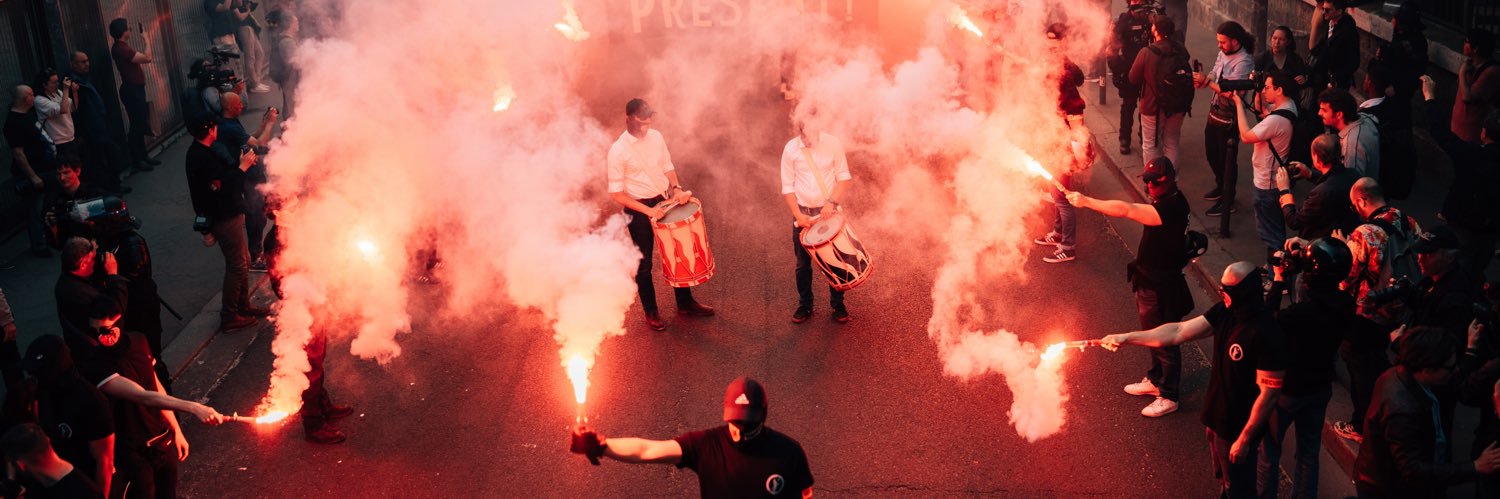 Comité du 9 mai's banner