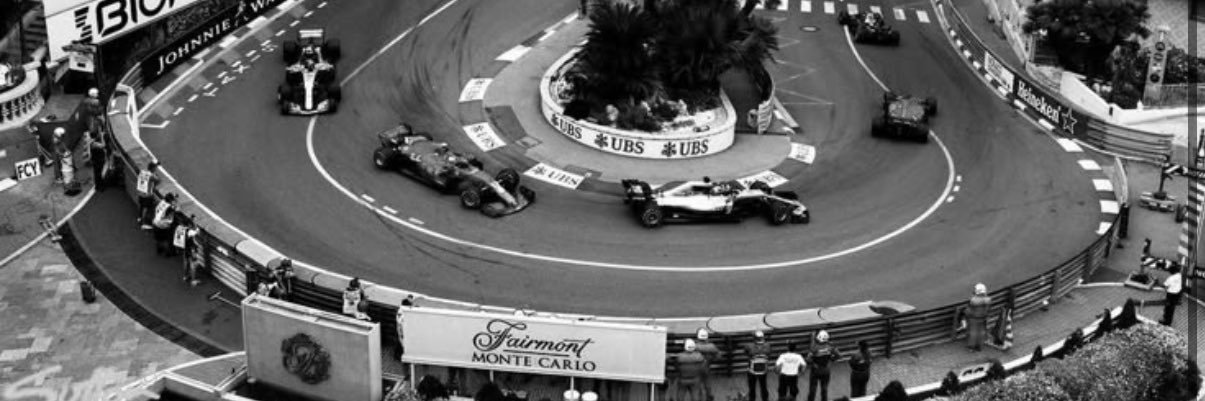 Lola 🏎️✞'s banner