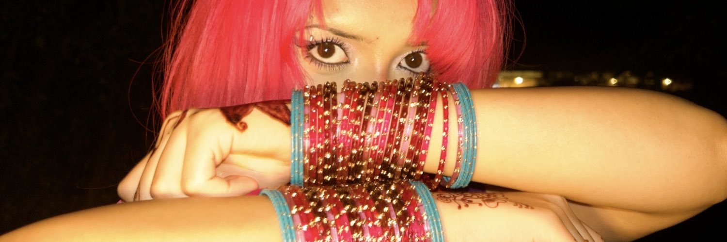 mahru🌺's banner
