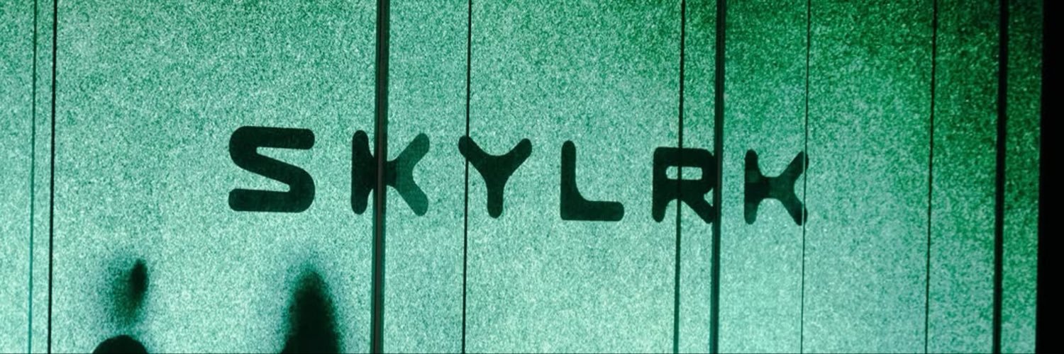 ℰ's banner