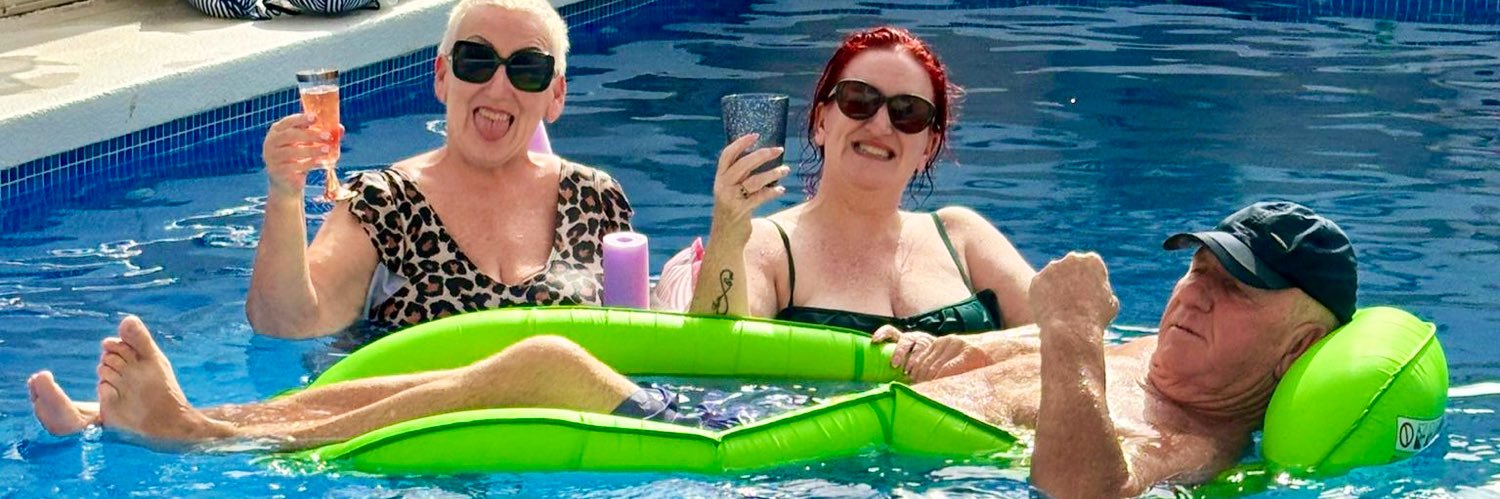 CathyMac 🥂's banner